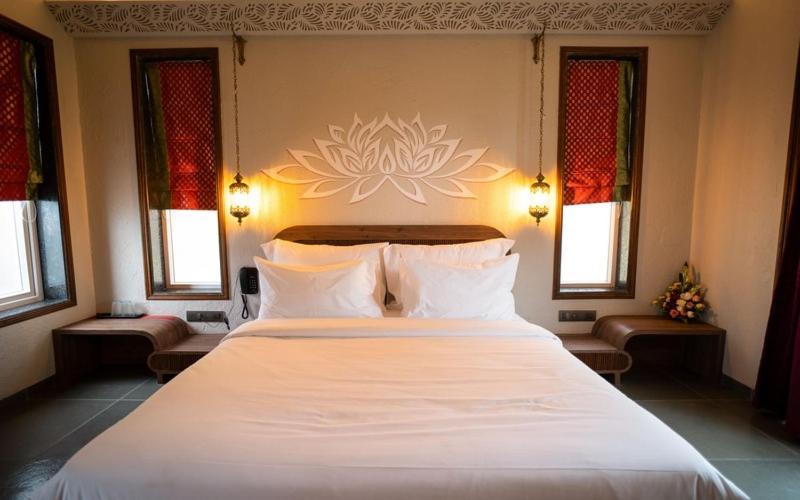 Gandharv Resorts Wai Exterior foto